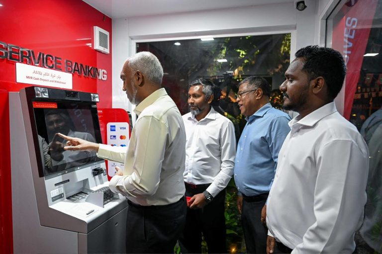 ވ. ތިނަދޫގެ އޭޓީއެމް ހުޅުވައިފި