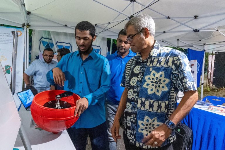 މިނިސްޓަރު ޠާރިޤު، އޯޒޯން ދުވަސް 2025ގެ ހަރަކާތްތައް ބައްލަވައިފި