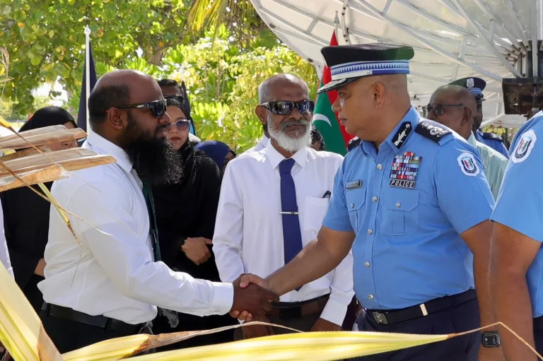ރަކީދޫގައި ފުލުހުންގެ ޑެސްކެއް ޤާއިމްކޮށްފި
