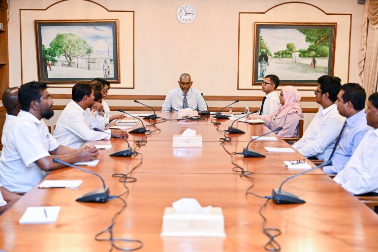 މަސްވެރިންގެ ކަންކަން ރަނގަޅު ކޮަށްދެއްވާނެ ޔަޤީންކަން ރައީސް ދެއްވައިފި
