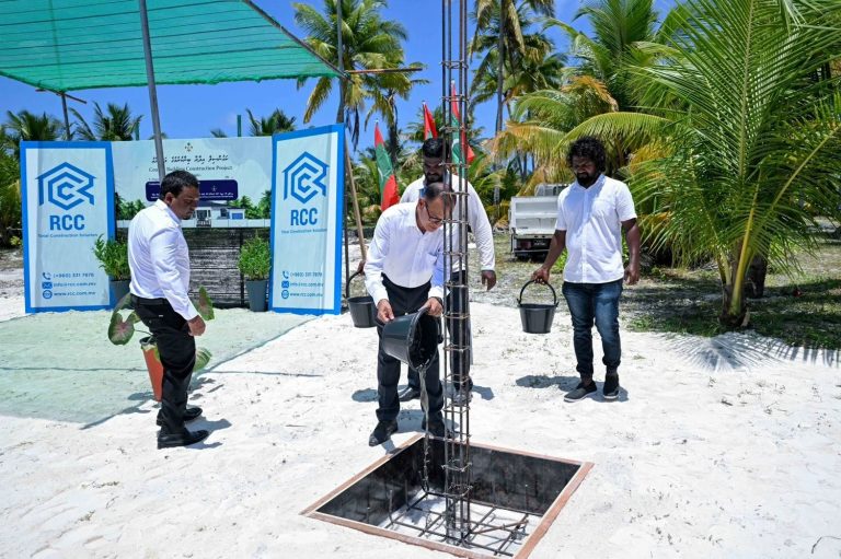 މަގޫދޫ ކައުންސިލްގެ އައު އިމާރާތުގެ ބިންގާ އަޅައިފި