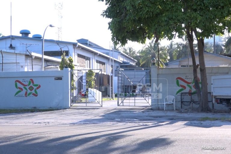 އައްޑޫ ސިޓީން ކަރަންޓު ކެނޑުނީ ކޭބަލަކަށް ގެއްލުން ދޭން އުޅެނިކޮށް ޝޯޓެއްވެގެން: ފެނަކަ