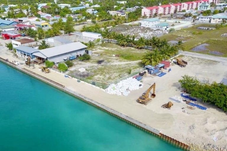 ތިނަދޫ ރޯހައުސްތަކަށް ކުރިމަތިލާން ހުޅުވާލައިފި