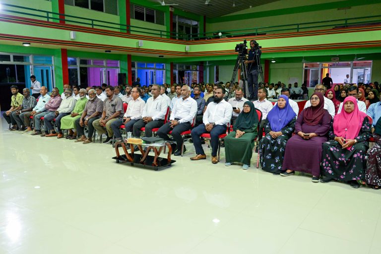 ރައީސް ލ. އަތޮޅަށް ކުރެއްވި ދަތުރުފުޅު ނިންމަވާލައްވައިފި