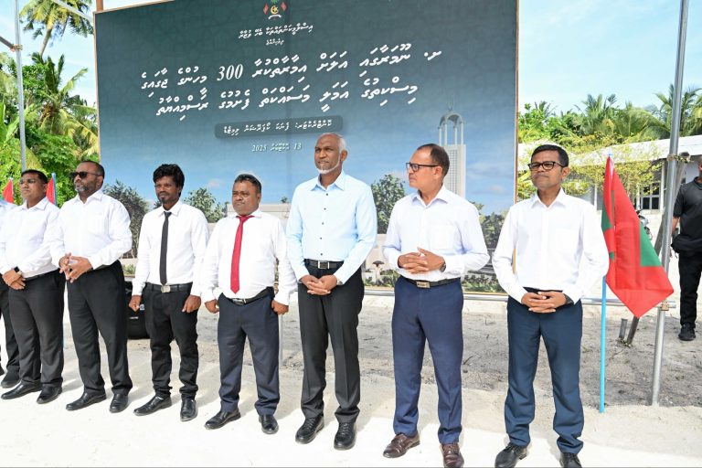 ނޫމަރާގައި އަލަށް އިމާރާތްކުރާ މިސްކިތުގެ ބިންގާ އަޅައިފި