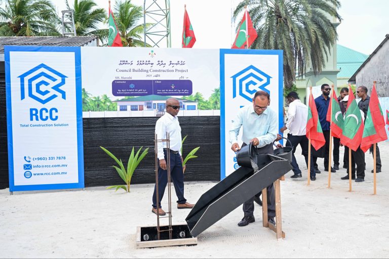 މަރޮށި ކައުންސިލްގެ އައު އިމާރާތުގެ ބިންގާ އަޅައިފި