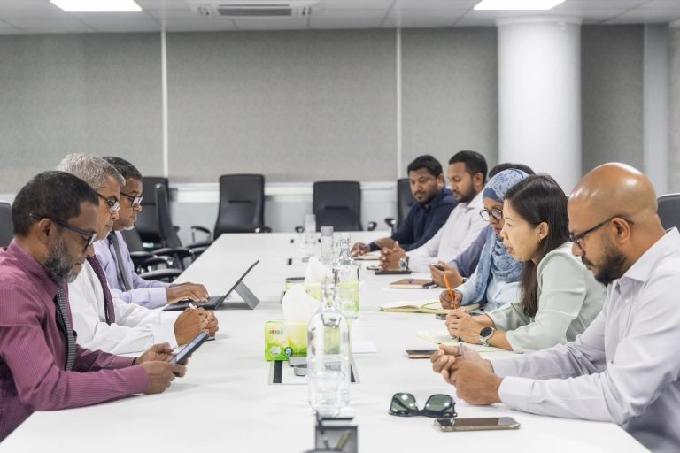 ސާފު ތިމާވެށި މަޝްރޫޢުގެ މަސައްކަތްތަކާ ގުޅޭގޮތުން މަޝްވަރާކޮށްފި