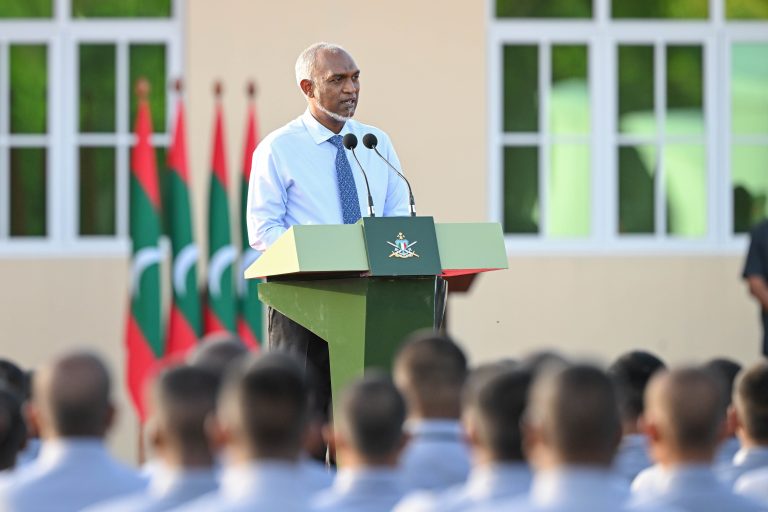 ބޮޑެތި ޢުމުރާނީ މަސައްކަތަށްވުރެ ޒުވާނުން ބިނާކުރުން މުހިއްމު: ރައީސް