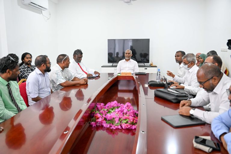 ރައީސު ހަންޏާމީދޫގައި ގެސްޓްހައުސް ހިންގަވާ ފަރާތްތަކާ ބައްދަލުކުރައްވައިފި