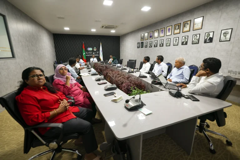 މާލެގެ ބިމާބެހޭ މައުލޫމާތު ހިމެނޭ ޕޯޓަލް ކައުންސިލަރުންނާ ހިއްސާކޮށްފި