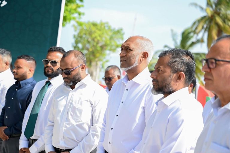 އޮޅުވެލިފުށީގެ ގިނަ މަޝްރޫއުތަކެއްގެ އަމަލީ މަސައްކަތް މިއަދު ފަށައިފި