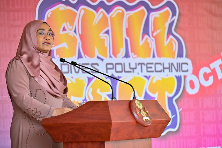 ހުނަރުވެރިކަން ދަސްކުރުމަށް ހުރި ފުރުޞަތުގެ ބޭނުން ހިފުމަށް މެޑަމް ސާޖިދާ ގޮވާލައްވައިފި