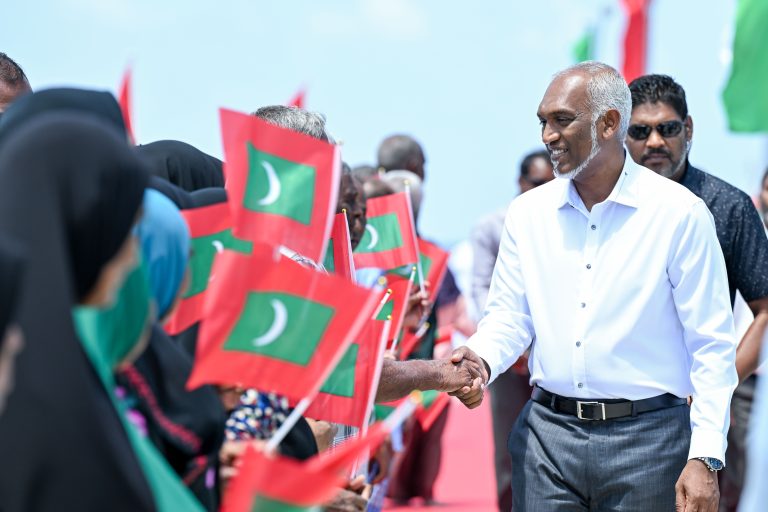 ރައީސް އދ. މަންދޫއަށް ވަޑައިގެންފި