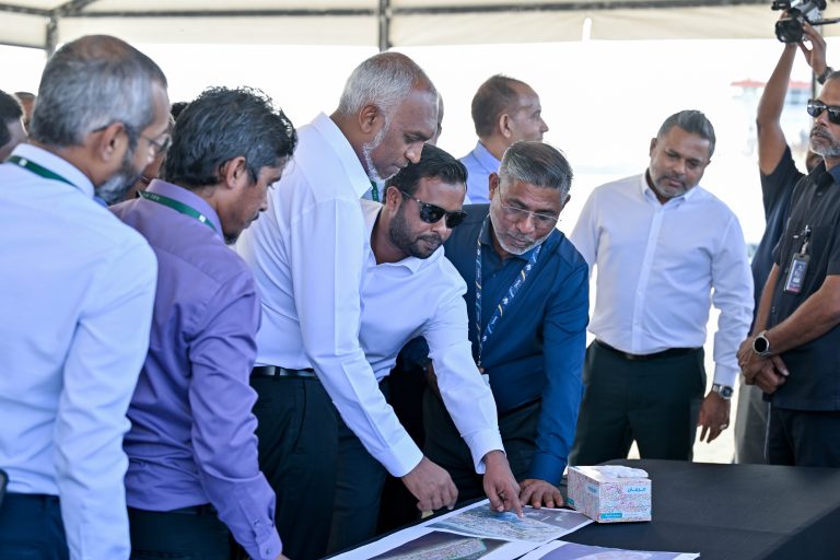 ރައީސް، ހުޅުމާލޭ ތިންވަނަ ފިޔަވަހީގެ ބިންހިއްކުމުގެ މަޝްރޫޢުގެ މަސައްކަތް ކުރިއަށްދާ ގޮތް ބައްލަވާލައްވައިފި