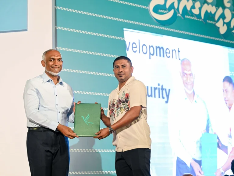 ޖަޕާނަށް އައްޔަން ކުރާ ސަފީރަކަށް މަހްލޫފްގެ ނަން ފޮނުވައިފި