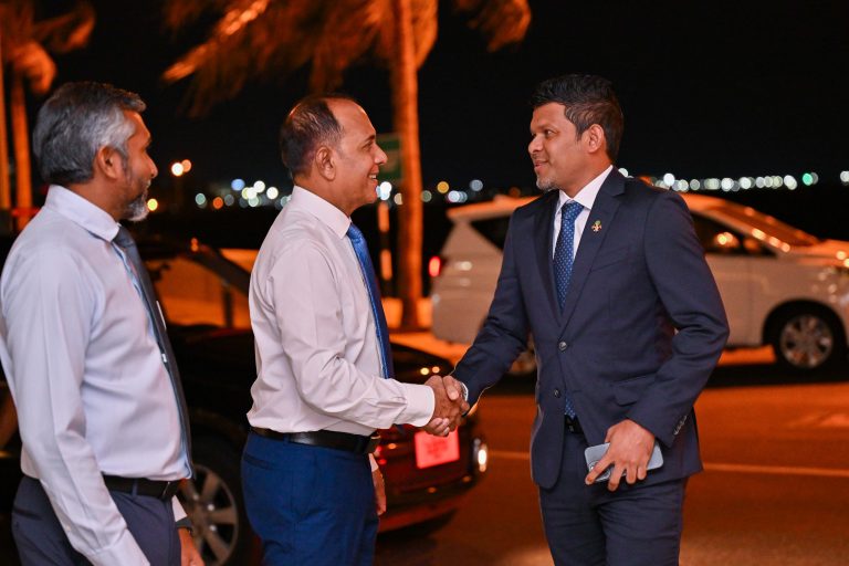 ސޯޝަލް ޑިވެލޮޕްމަންޓް ސަމިޓެއްގައި ބައިވެރިވެވަޑައިގަތުމަށް ނައިބު ރައީސް ދޯހާއަށް ފުރާވަޑައިގެންފި