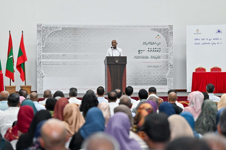 މުސާރަ އެއްހަމަކުރެވިގެން ދިއުމާ މެދު ކަންބޮޑުވުން ނުބޭއްވުމަށް ރައީސް އެދިވަޑައިގެންފި