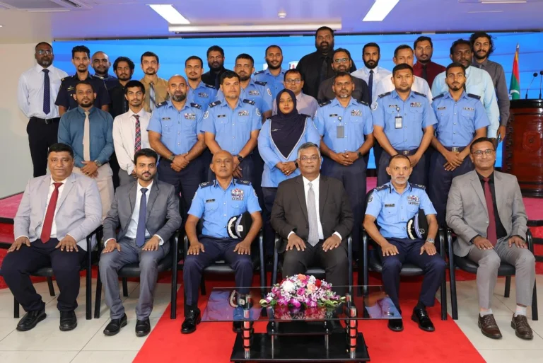 އެޑްވާންސްޑް ޑިޖިޓަލް ފޮރެންސިކްސް ޕްރޮގްރާމް ނިންމާލައިފި