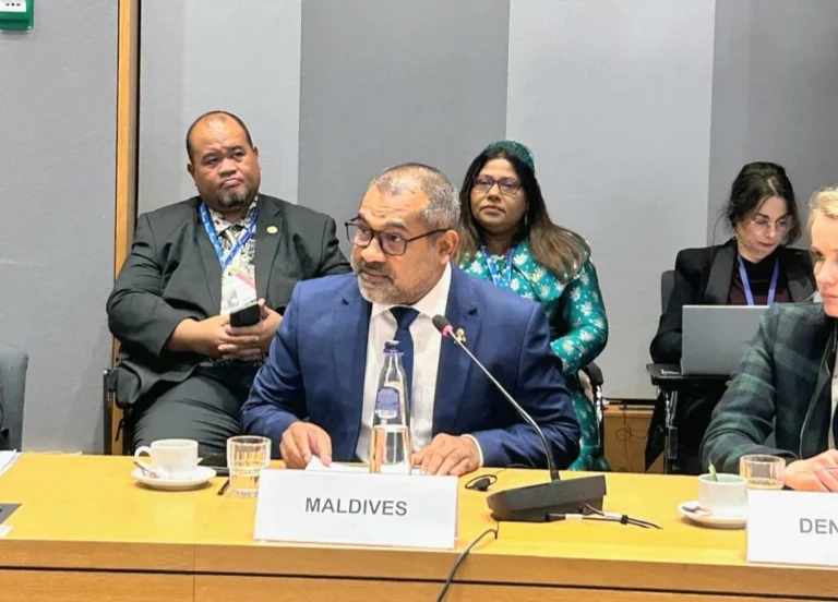 ޚާރިޖީ ވަޒީރު އިންޑޯ-ޕެސިފިކް މިނިސްޓީރިއަލް ފޯރަމްގެ ރައުންޑް ޓޭބަލް ސެޝަން އެއްގައި ބައިވެރިވެވަޑައިގެންފި