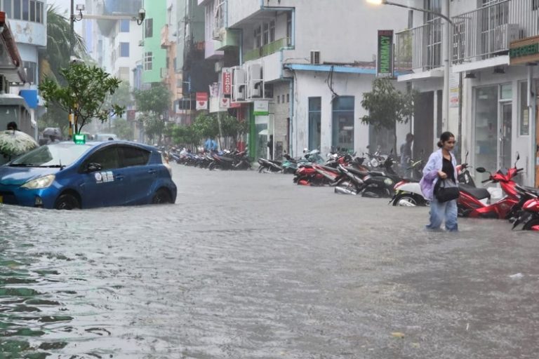 ޔެލޯ އެލާޓް ނެރެފައިވާ ސަރަހައްދުތަކުގައި ފެންބޮޑުވުމުގެ ނުރައްކާ، ސަމާލުވޭ !!