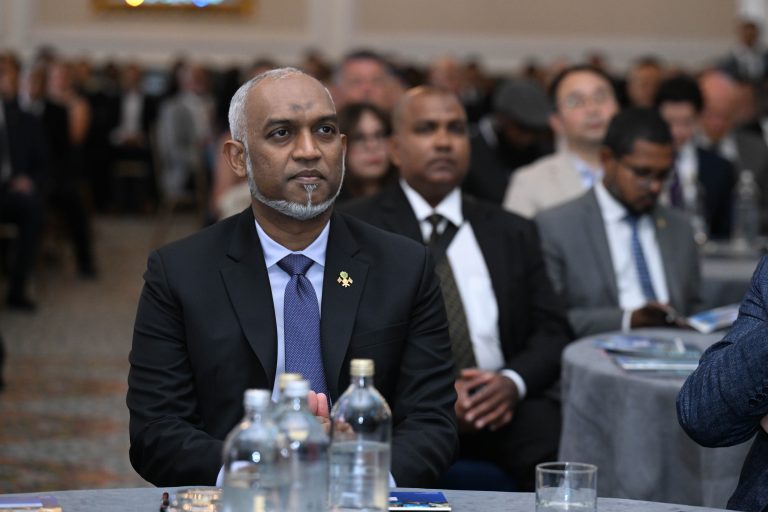 އެސްއެމްއައިގެ ހައި-ލެވެލް ބްރީފިންގ އޮން ޕްރައިވެޓް ކެޕިޓަލް މޮބަލައިޒޭޝަންގައި ރައީސް ބައިވެރިވެވަޑައިގެންފި