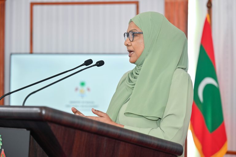 އެކަނިވެރި މައިންނާއި ބަފައިންނަށް ދޭ އެލަވަންސަކީ ކުރެވޭ އިންވެސްޓެއް: މިނިސްޓަރ