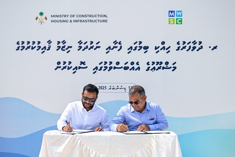 ދުވާފަރު ހިއްކި ބިމުގައި ފެނާއި ނަރުދަމާ ނިޒާމު ގާއިމްކުރަން އެއްބަސްވުމުގައި ސޮއިކޮށްފި