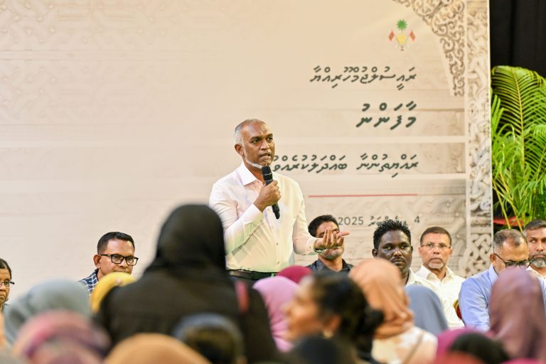 ޤައުމަށް ދިމާވެފައިވާ މައްސަލަތައް ޙައްލުވާން އޮތީ އަމިއްލަ ނަފުސަށް ތެދުވެރިވެވުނު ދުވަހަކުން:ރައީސް