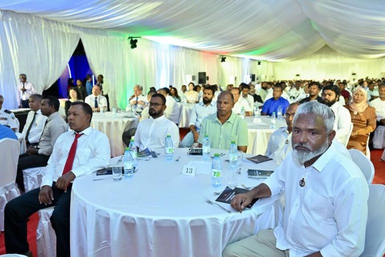 މަސްވެރިކަމުގެ ދާއިރާއަށް ޚިދުމަތް ކުރުމުގެ އިނާމު 32 ފަރާތަކަށް ދީފި