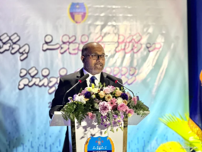 މާފަރު ކަސްޓަމްސްގެ އައު އޮފީހާއެކު އެ ސަރަހައްދަށް ކުރިއެރުންތަކެއް އަންނާނެ: ވަޒީރު