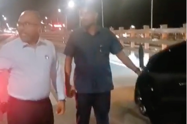 ބުރިޖުމަތީގައި ދެ ސައިކަލު ޖެހި އެކްސިޑެންޓެއް، އަނިޔާވި މީހުން ހޮސްޕިޓަލަށް ގެންދިޔައީ ދާޚިލީ ވަޒީރުގެ ކާރުކޮޅުގައި!
