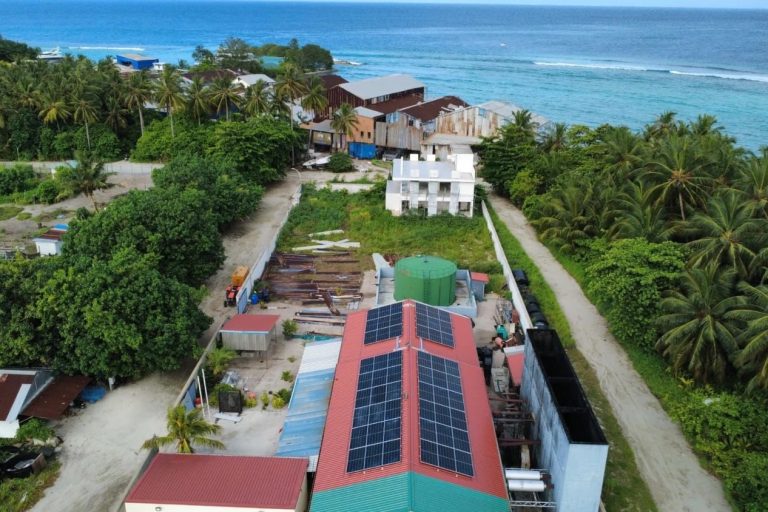 އަލިފުށީގައި ހައިބްރިޑް ހަކަތަ ނިޒާމެއް ޤާއިމުކުރުމުގެ މަސައްކަތް ފަށައިފި