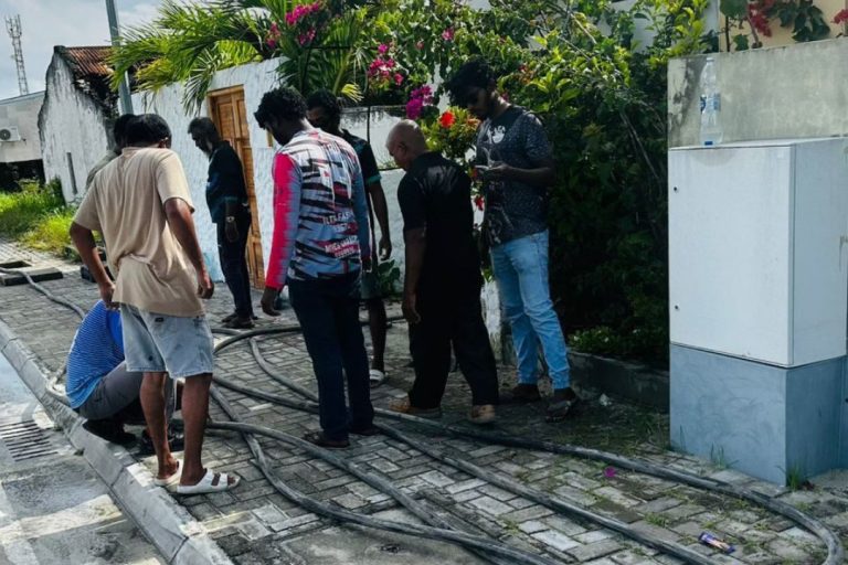ކަރަންޓުގެ ޚިދުމަތް ރަނގަޅު ކުރުމަށް ދިއްދޫގެ ކޭބަލްތައް ބަދަލުކުރަނީ