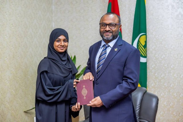 ރަމަޟާން މަހު 30 ހާފިޒުން ދަސްވެނިވާނެ: މިނިސްޓަރ