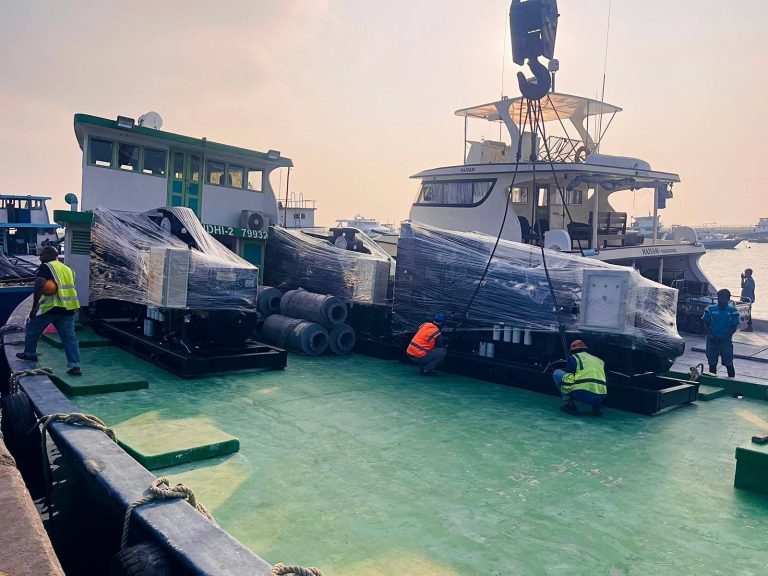 ޕީކް ސީޒަނަށް ތައްޔާރުވުމަށް ރަށްތަކަށް ޖަނަރޭޓަރު ފޮނުވުމުގެ މަސައްކަތް ފަށައިފި