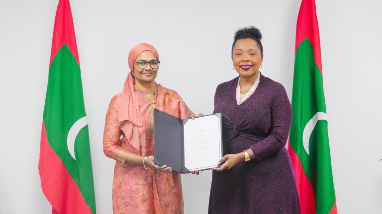 އެގްރޯފޮރެސްޓްރީ އާއި ބެހޭ ޕޮލިސީ ދަނޑުވެރިކަމާއި ބެހޭ ވުޒާރާއާއި ހަވާލުކޮށްފި