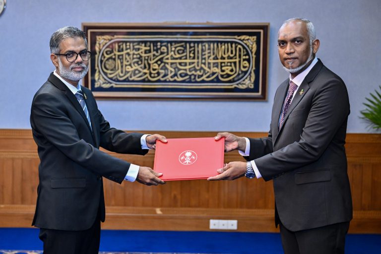 ޖޭއެސްސީ އަށް ހައިކޯޓްގެ ފަރާތުން ޝަފީޢު އައްޔަންކުރައްވައިފި