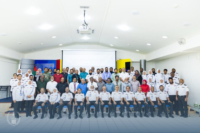 އިމްޕޯޓް - އެކްސްޕޯޓް ސްޓޭކްހޯލްޑަރ ފޯރަމެއް ބާއްވައިފި