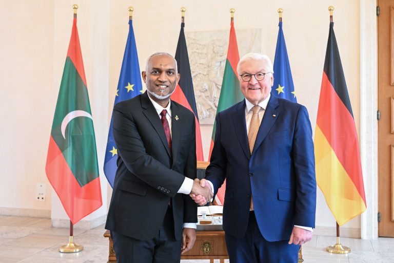 ރައީސް ޖަރުމަނު ދަތުރަށްފަހު މާލެ ވަޑައިގެންފި