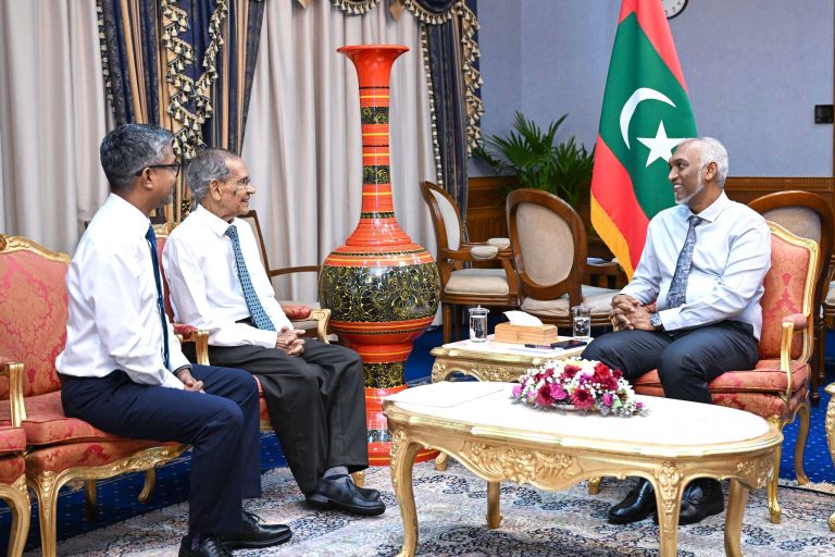 އައި.ޔޫ.އެމް. ގެ ޗާންސެލަރ ކަމުގައި ޒާހިރު ޙުސައިން ކޮށްދެއްވި ޚިދުމަތްތަކަށް ރައީސް ގެ ޝުކުރު