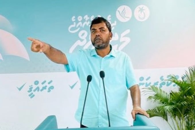 ދެ އިންތިހާބު އެއްދުވަހެއްގައި ބޭއްވުމާ ދެކޮޅުހަދަނީ ގައުމަށް ގެއްލުން ދިނުމަށް : ސިރުހާން