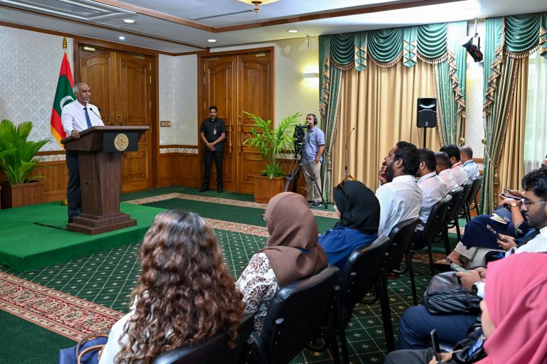 ފޯޅަވަހި ލިބުން އެންމެ ޙައްޤުކަން ބޮޑީ ދިވެހިންނަށް: ރައީސް
