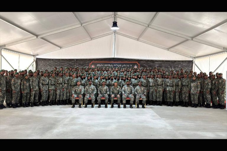 ސިފައިންގެ 72 ވަނަ އަސާސީ ތަމްރީނު ކޯސް އިފުތިތާހު ކޮށްފި