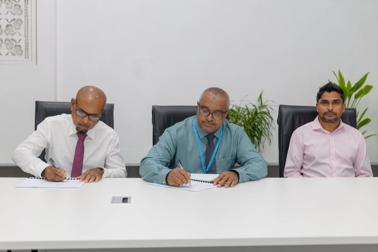 އުތީމާއި މަޑުއްވަރީ ބަނދަރު އަޕްގްރޭޑްކުރުމަށް އެމް.ޓީ.ސީ.ސީ އާ ހަވާލުކޮށްފި