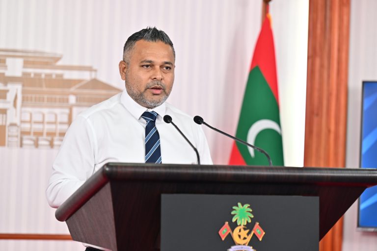 9500 ޓަނުގެ ކޯލްޑް ސްޓޮރޭޖު ގާއިމުކުރުމުގެ މަސައްކަތް ކުރިއަށް އެބަދޭ: މިނިސްޓަރ