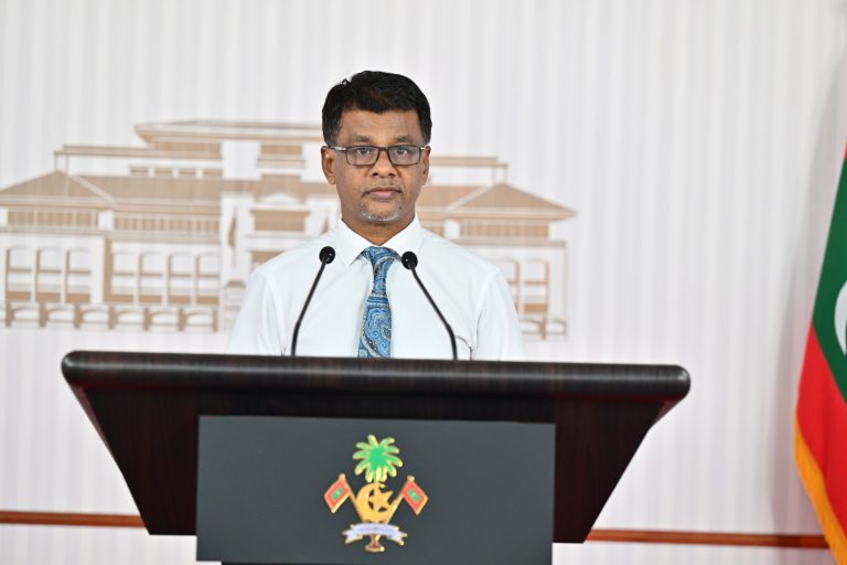 ލެބޯޓަރީއާއި އެކު ކާނާއާއި ބޭހުގެ ކޮލިޓީ ކަށަވަރުކުރެވޭނެ: ނާޒިމް