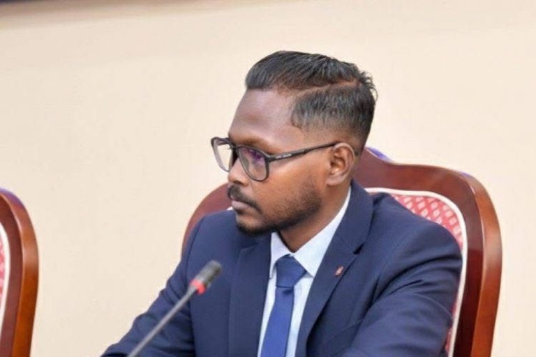 ‏ތެލަސީމިއާ ސޮސައިޓީގެ ކުރީގެ ޗެއާޕާސަން ނިޔާވުމައި ގުޅިގެން ރައީސް ތައުޒިޔާ ފޮނުއްވައިފި