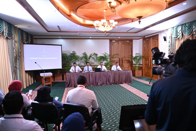 ކުންފުނިތަކުން މުވައްޒަފުން މަދުކުރުމުގެ މަސައްކަތް ކުރިއަށްގެންދާނީ އިޤްތިޞާދުގެ ތެރެއިން ފުރުޞަތުތަކެއް ފަހިވާ ގޮތަށް: ވަޒީރުންގެ ކޮމެޓީ