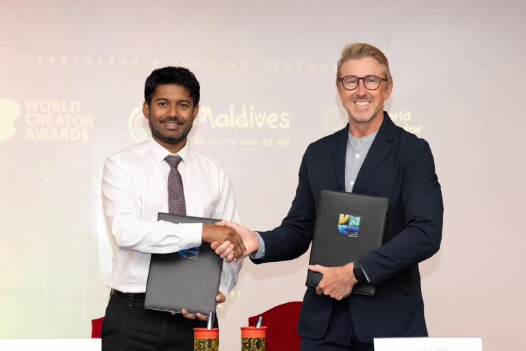 ވޯލްޑް ކްރިއޭޓަރ ސަމިޓާއި އެވޯޑްސް ރާއްޖޭގައި ބާއްވަނީ
