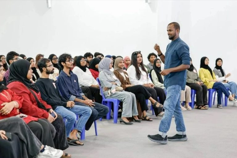 ވަޒީފާއަށް އަހުލުވެރިކުރުވުމަށް ޚާއްޞަ ވޯކްޝޮޕެއް މި މަހު 11 ގައި